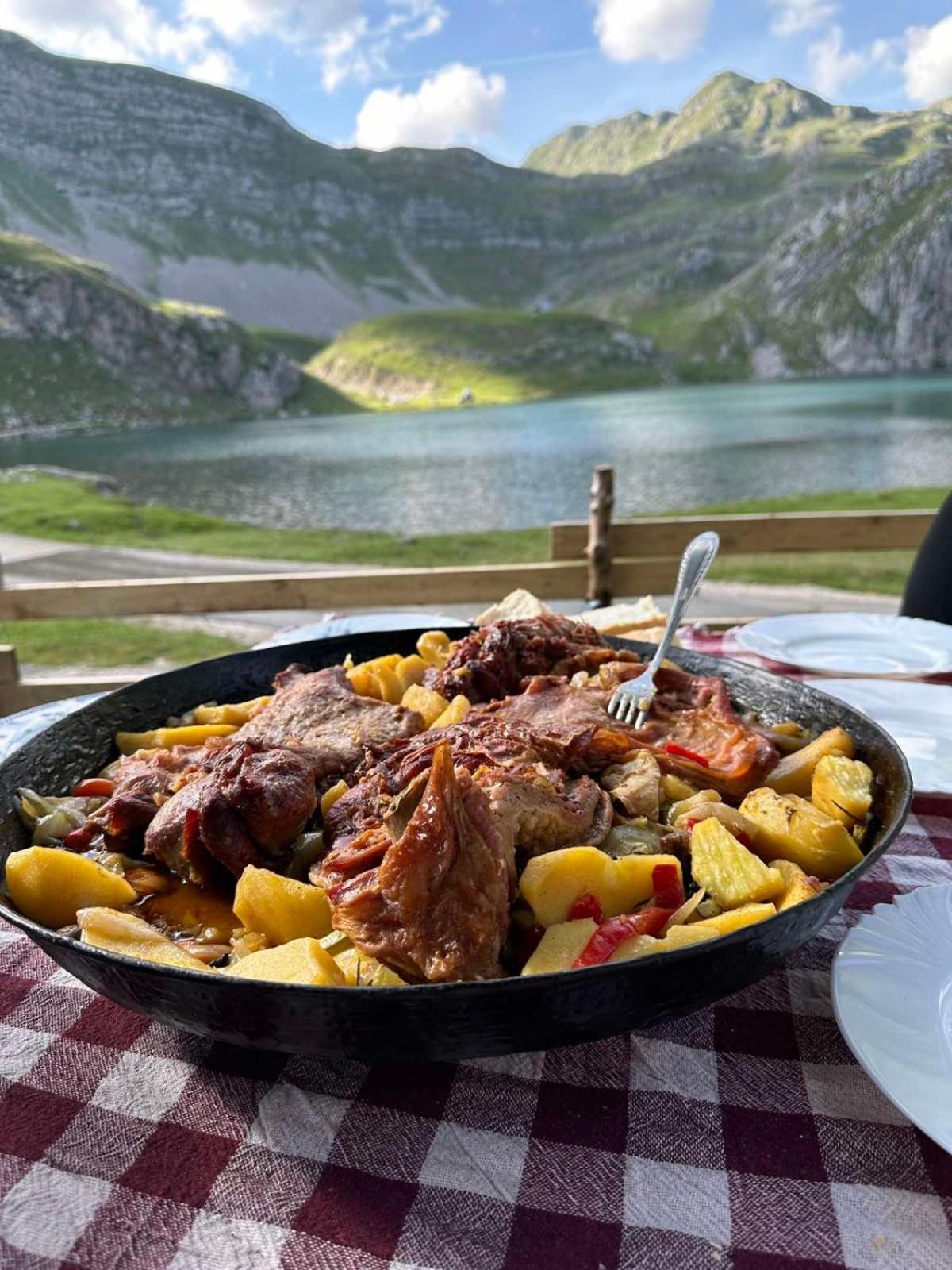 Kapetanovo Jezero, Mountain Cottage Captain'S Lake Kolasin Exterior photo